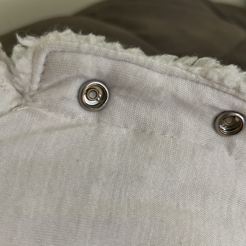 Carter’s Jacket - Picture 4 of 7